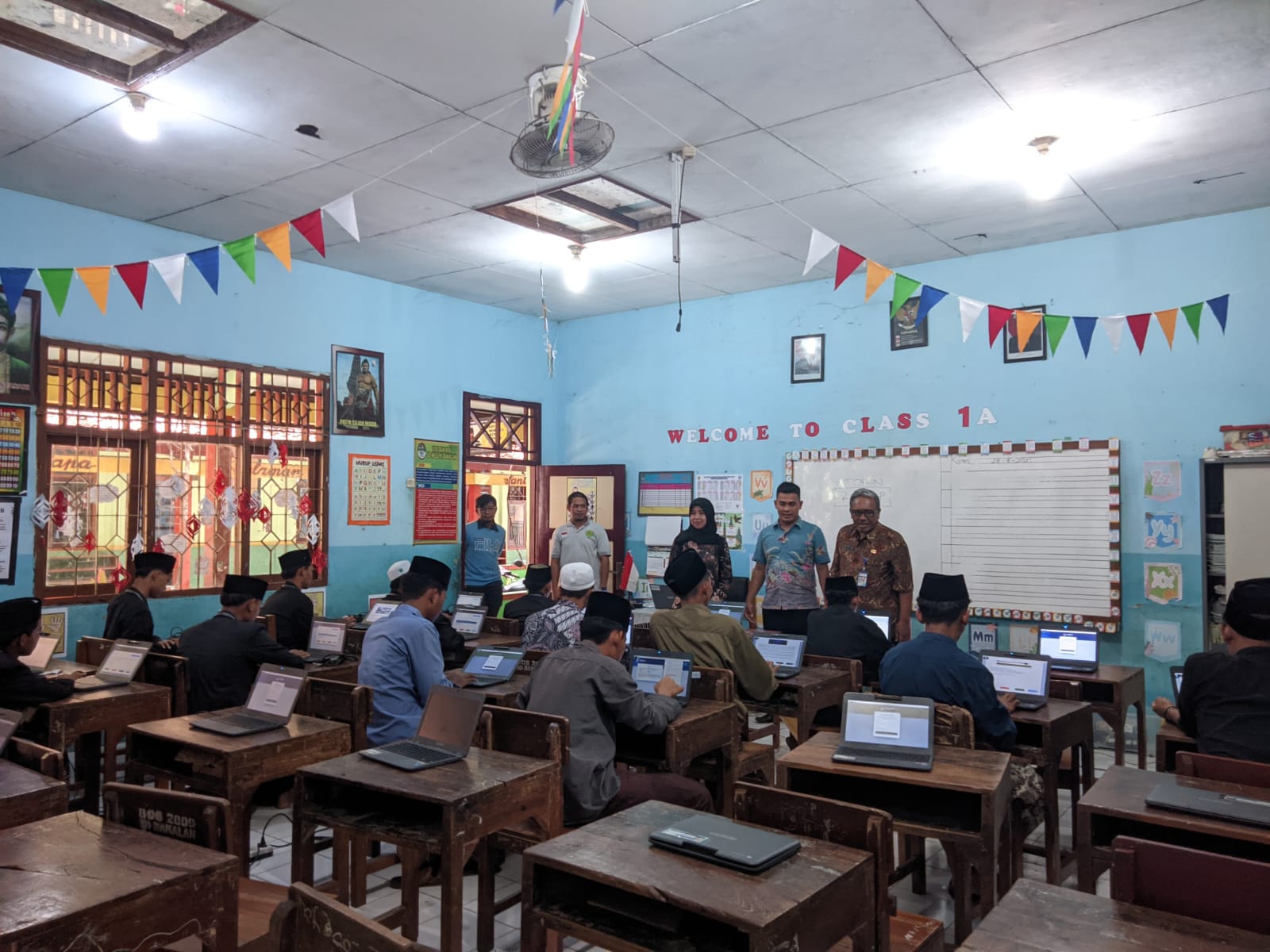 Foto Kegiatan Pelaksanaan Asesmen Nasional Berbasis Komputer (ANBK)